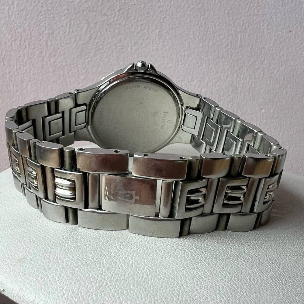 BULOVA 96E00 MEN’S DIAMOND EMBELLISHED BEZEL SILVER TONE DATE DISPLAY WATCH